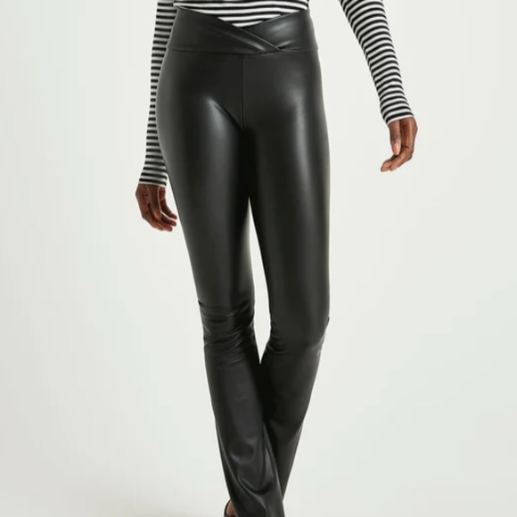 NWT SPLENDID VEGAN LEATHER LEGGINGS / TROUSERS BLACK XS - Picture 3 of 6